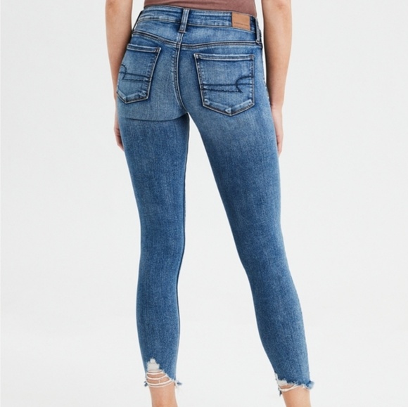 American Eagle crop jeans - Picture 2 of 5